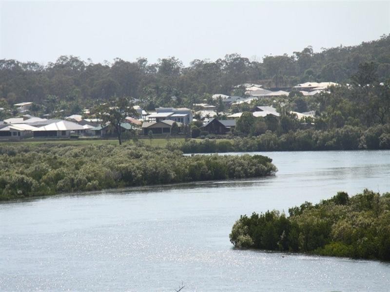 42 Malpas Street, Boyne Island QLD 4680