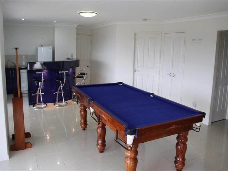 42 Malpas Street, Boyne Island QLD 4680