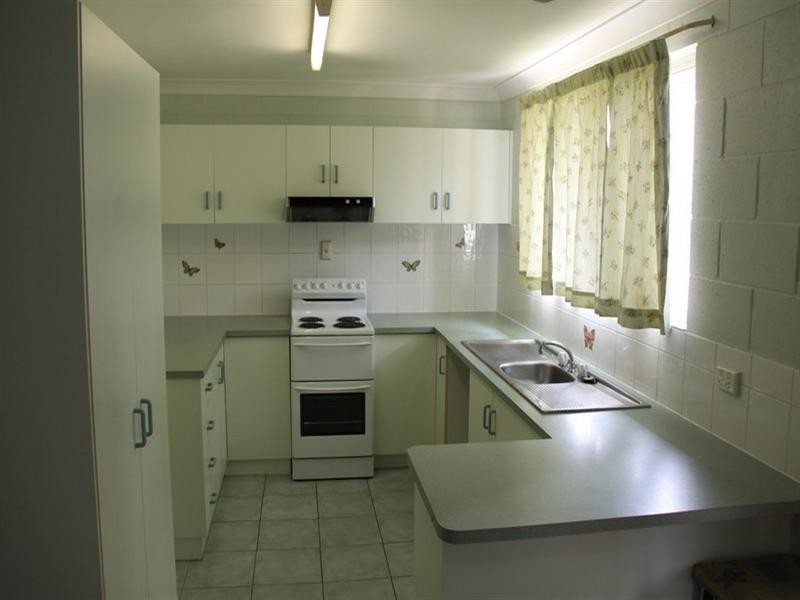 15 Salgado Street, Boyne Island QLD 4680