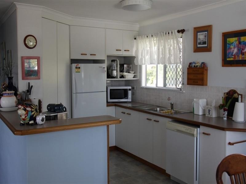 2 Salmon Street, Tannum Sands QLD 4680