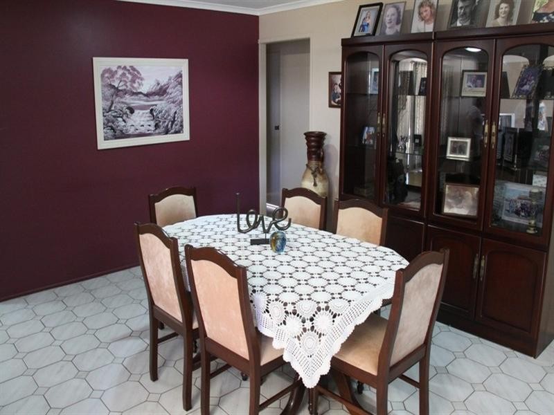 26 Edward Street, Boyne Island QLD 4680