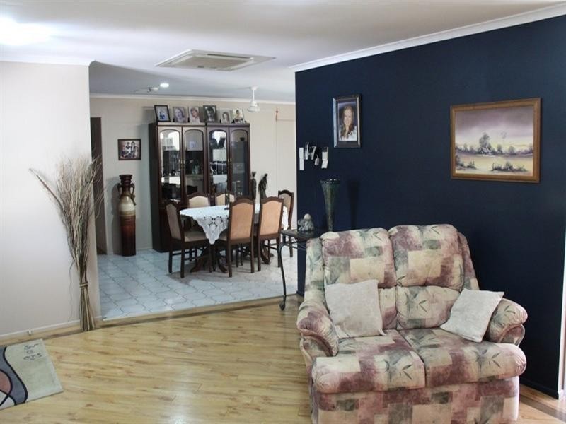 26 Edward Street, Boyne Island QLD 4680