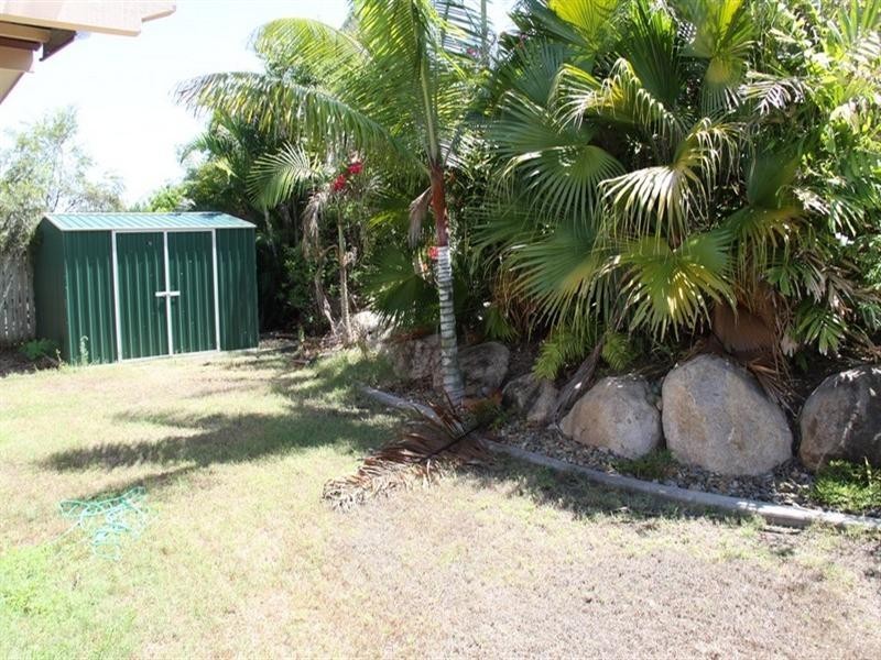 22 Curtis Avenue, Boyne Island QLD 4680