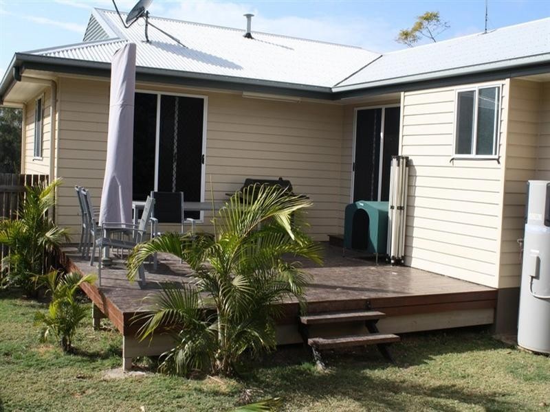 23 Marina Avenue, Boyne Island QLD 4680