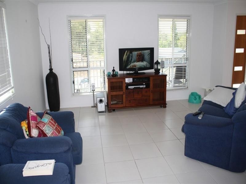 23 Marina Avenue, Boyne Island QLD 4680