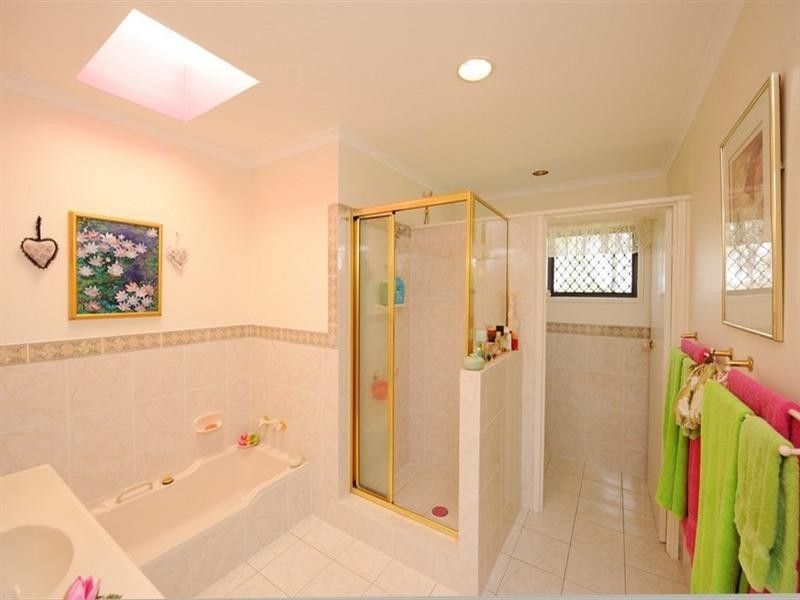 225 Gladstone Benaraby Road, Wurdong Heights QLD 4680