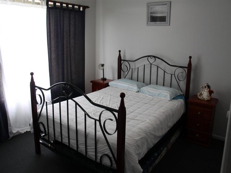 6 Helena Court, Boyne Island QLD 4680