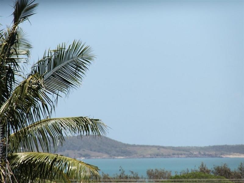 11 Gwen Street, Tannum Sands QLD 4680