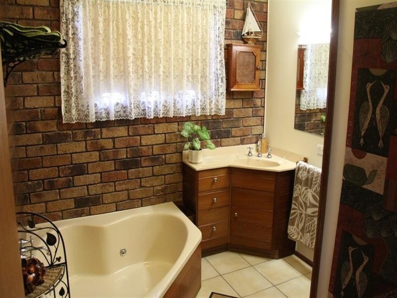 13 Gwen Street, Tannum Sands QLD 4680