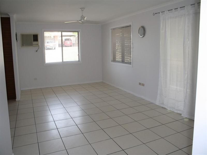 2 Chauvel Court, Boyne Island QLD 4680