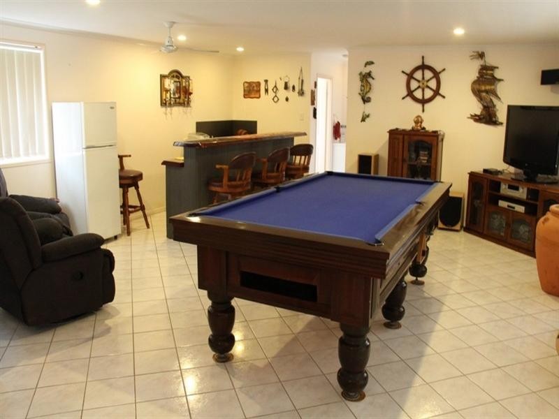 40 Curtis Avenue, Boyne Island QLD 4680