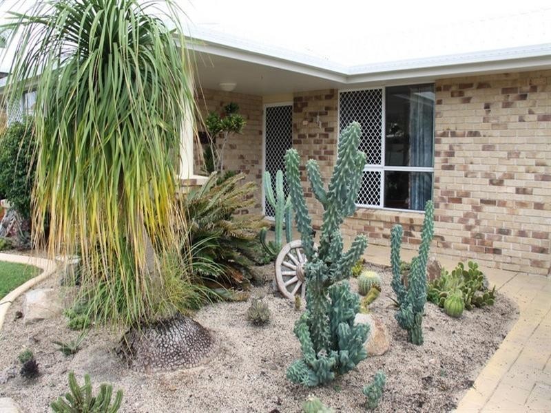 40 Curtis Avenue, Boyne Island QLD 4680