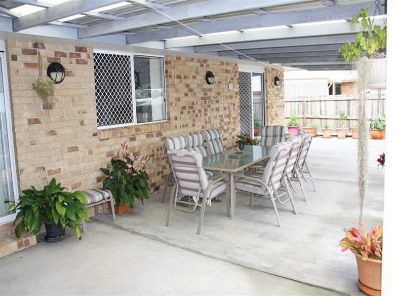 40 Curtis Avenue, Boyne Island QLD 4680