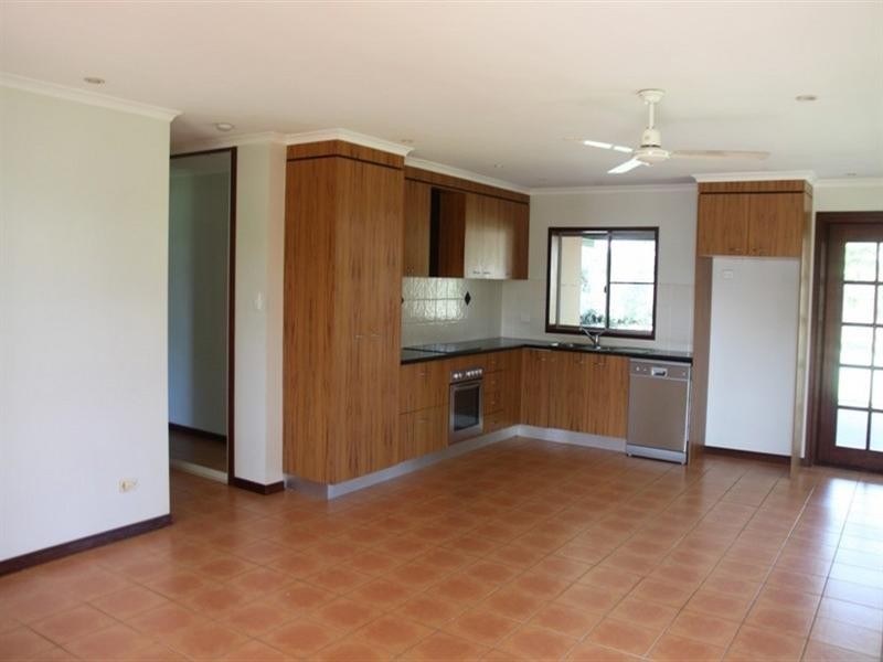 2 Mounter Street, Boyne Island QLD 4680