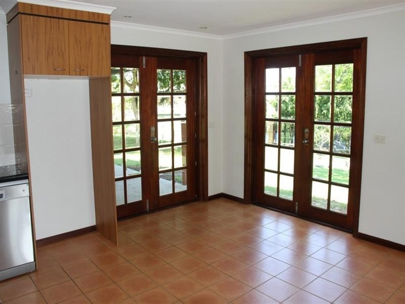 2 Mounter Street, Boyne Island QLD 4680