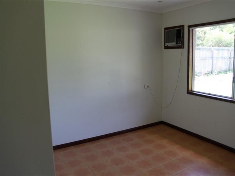 2 Mounter Street, Boyne Island QLD 4680