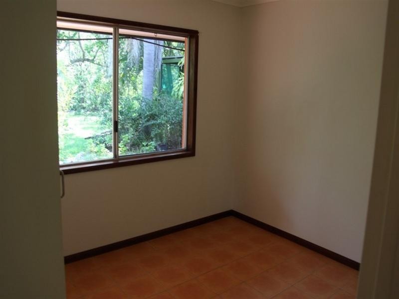 2 Mounter Street, Boyne Island QLD 4680