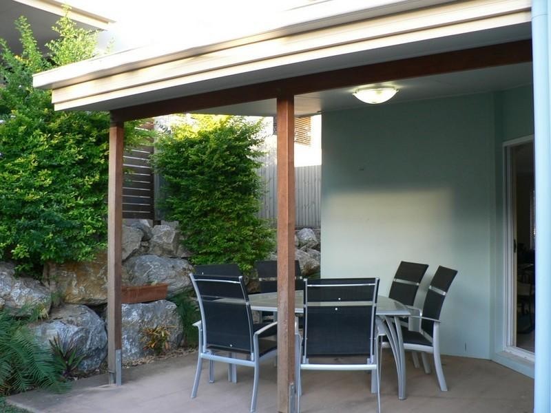 2/10 Elizabeth Street, Tannum Sands QLD 4680