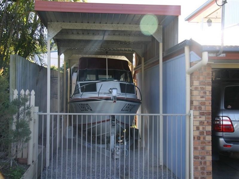 6 Helena Court, Boyne Island QLD 4680