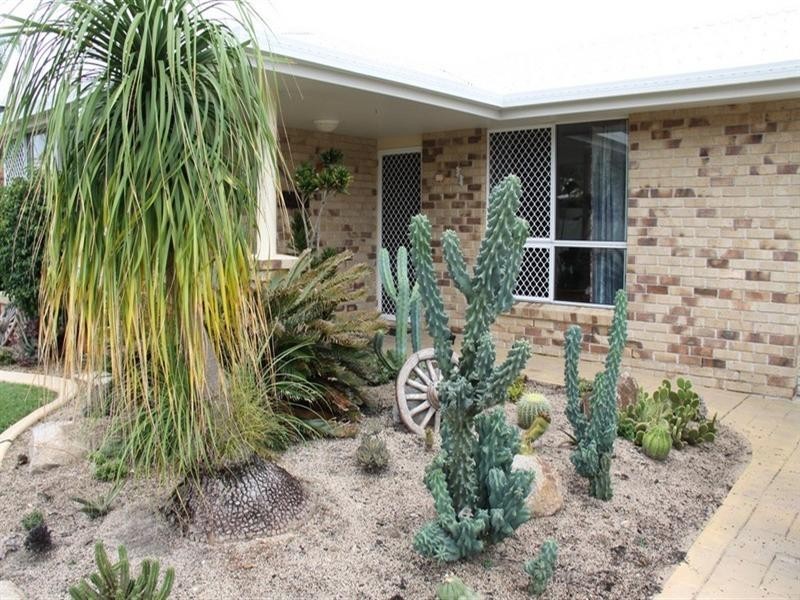 40 Curtis Avenue, Boyne Island QLD 4680