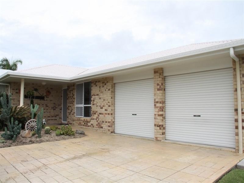 40 Curtis Avenue, Boyne Island QLD 4680