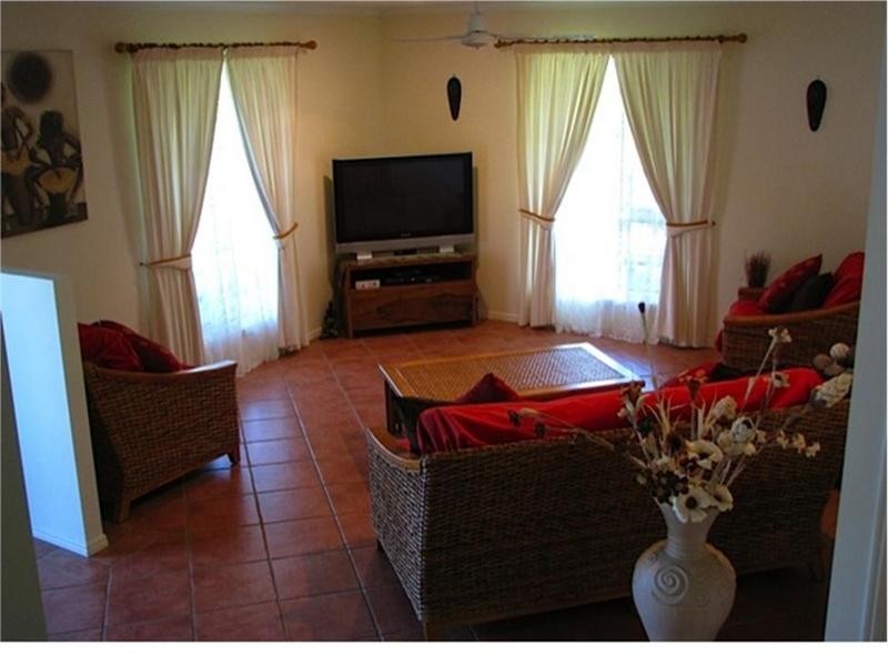 79 Broadacres Drive, Tannum Sands QLD 4680