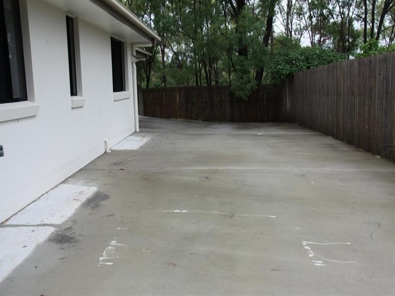 8 Alpine Avenue, Boyne Island QLD 4680