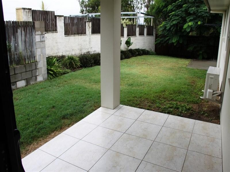 8 Alpine Avenue, Boyne Island QLD 4680