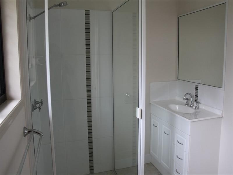 8 Alpine Avenue, Boyne Island QLD 4680