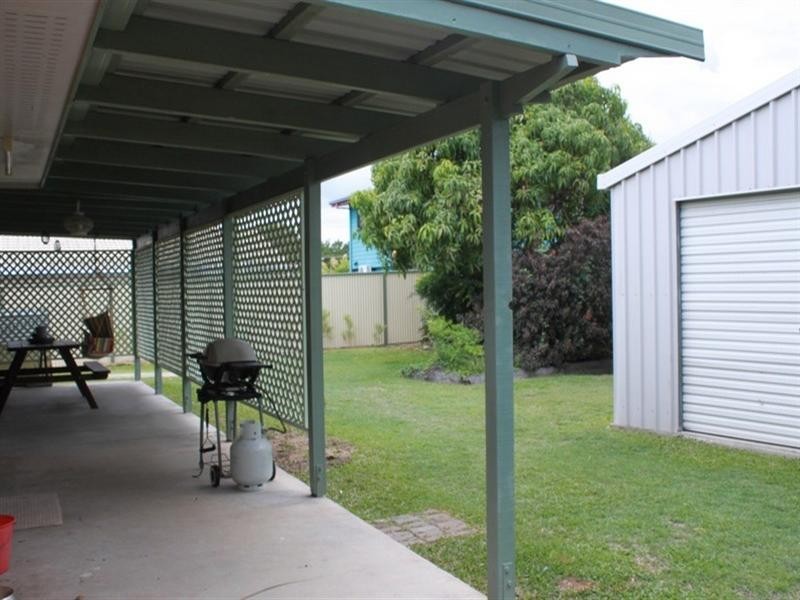 94 Booth Avenue, Tannum Sands QLD 4680