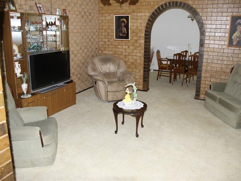 1 Swains Court, Boyne Island QLD 4680