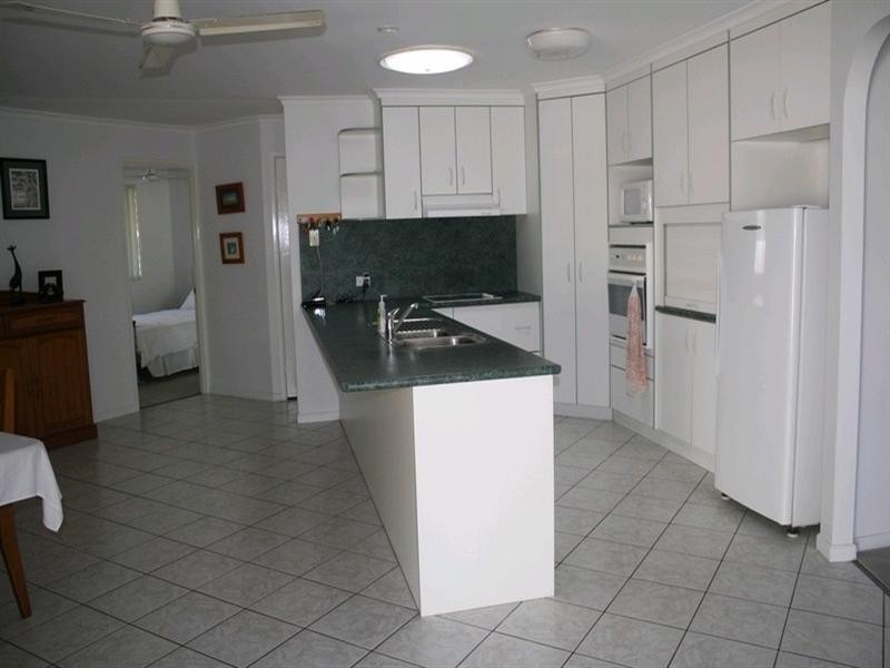 90 Dixon Drive, Telina QLD 4680