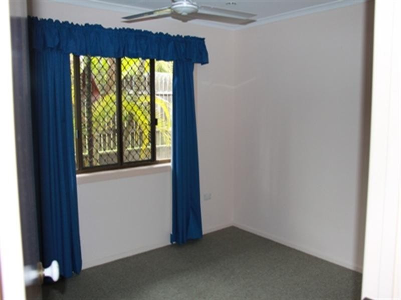 11 Swains Court, Boyne Island QLD 4680