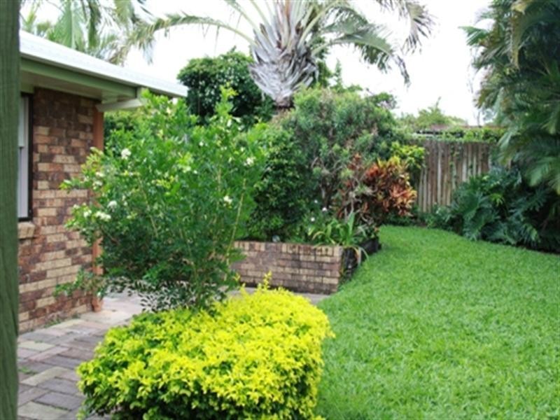 11 Swains Court, Boyne Island QLD 4680