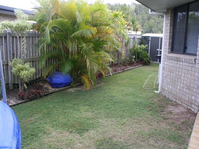 11 Stella Street, Boyne Island QLD 4680