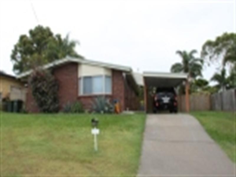 9 Polmaise Street, Boyne Island QLD 4680