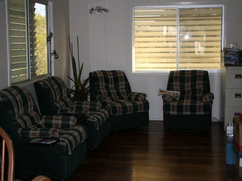 54 Booth Avenue, Tannum Sands QLD 4680