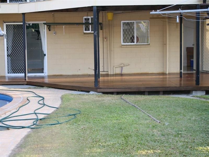 54 Booth Avenue, Tannum Sands QLD 4680