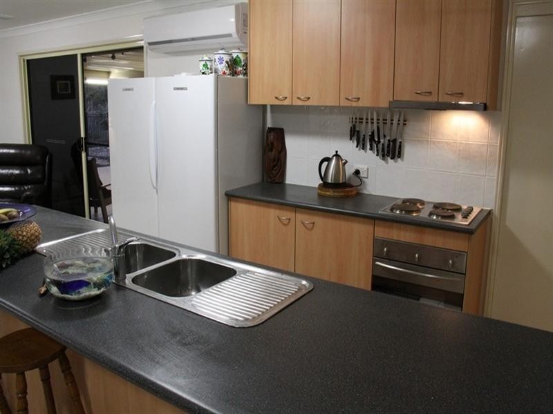 1 Ronald Crescent, Benaraby QLD 4680