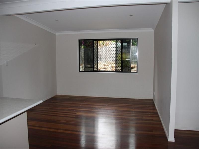 17 Davina Street, Boyne Island QLD 4680