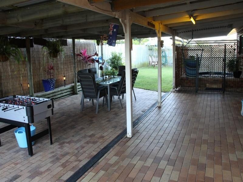 2 Bass Street, Boyne Island QLD 4680