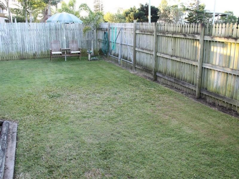 2 Bass Street, Boyne Island QLD 4680