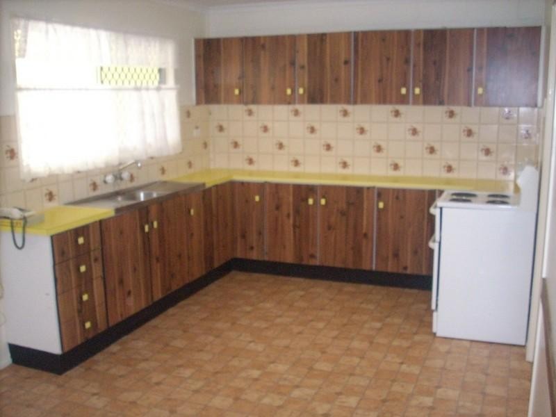 2/27 Centenary Drive, Boyne Island QLD 4680