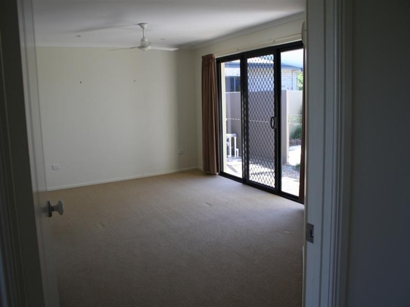 6 Riverside Drive, Tannum Sands QLD 4680