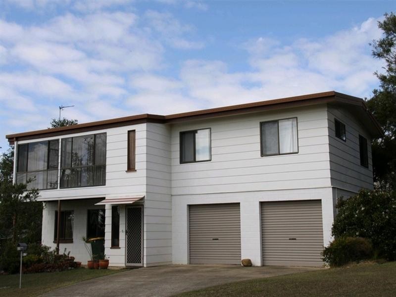 27 Yukana Street, Boyne Island QLD 4680