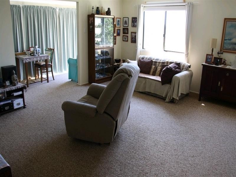 27 Yukana Street, Boyne Island QLD 4680