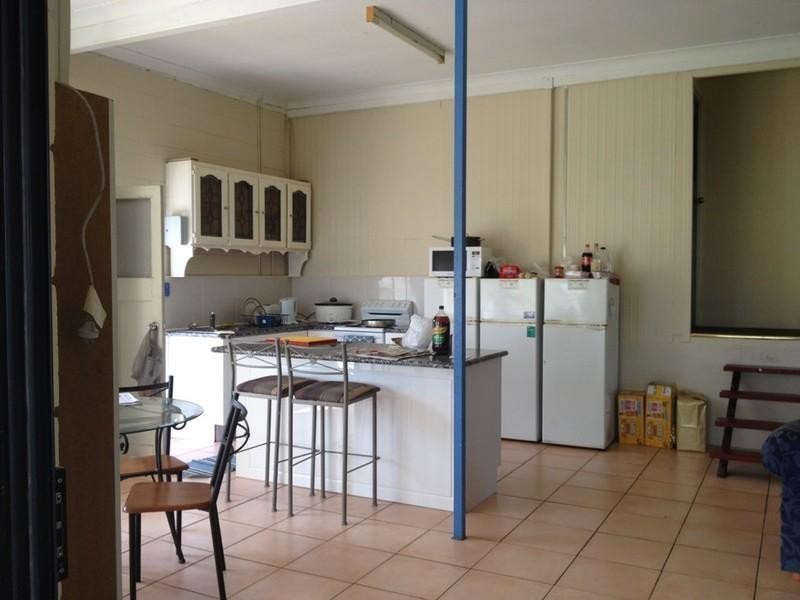 48717 Bruce Highway, Benaraby QLD 4680