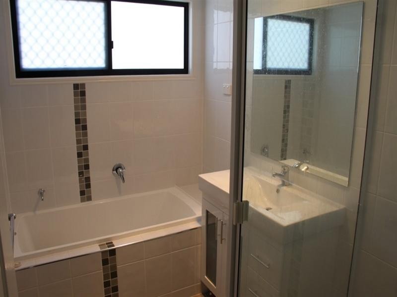 1/21 Bauhinia Street, Boyne Island QLD 4680