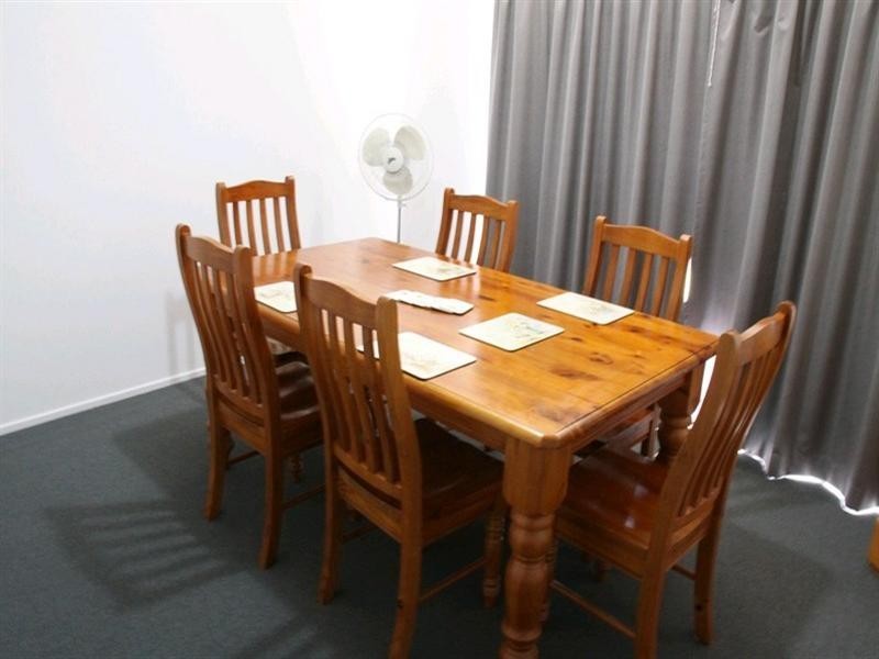 4 Elanora Street, Boyne Island QLD 4680