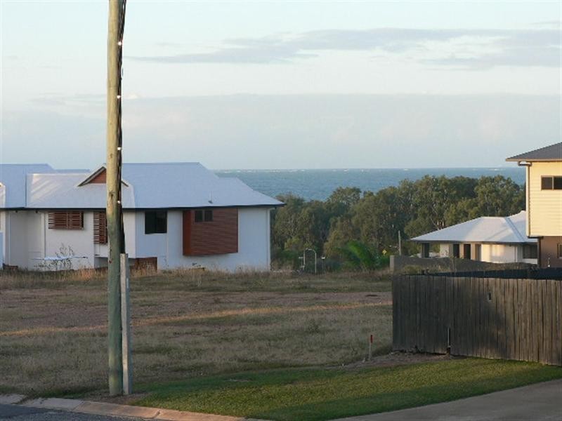 7 Caledon Street, Tannum Sands QLD 4680